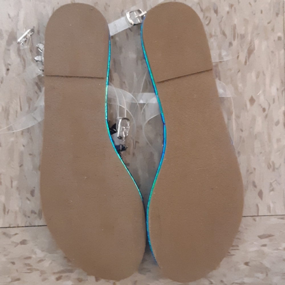 Flats - Picture 2 of 4